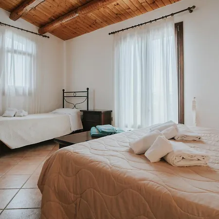 Farm stay Dimora La Vignazza *